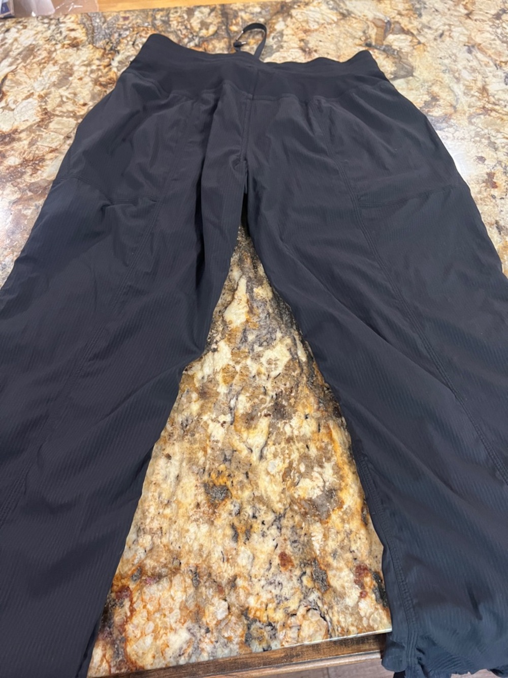 Lululemon Dance Studio Mid-Rise Pant 8 - Picture 6 of 9